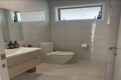 Photo of property in 1a Walter Street, Hauraki, Auckland, 0622