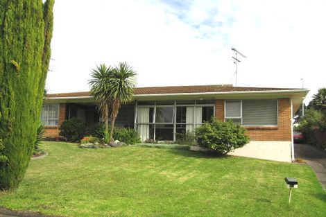 Photo of property in 2/6 Poseidon Place, Half Moon Bay, Auckland, 2012
