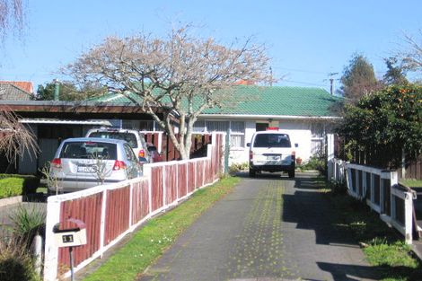 Photo of property in 11 Alf Walker Place, Papakura, 2110