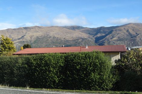 Photo of property in 6 Totara Terrace, Wanaka, 9305