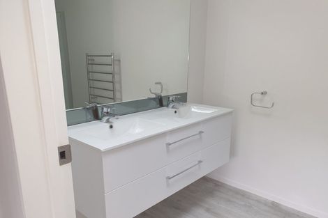 Photo of property in 2/118 Champion Street, Edgeware, Christchurch, 8013