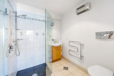 Photo of property in 10 Lismore Street, Wanaka, 9305