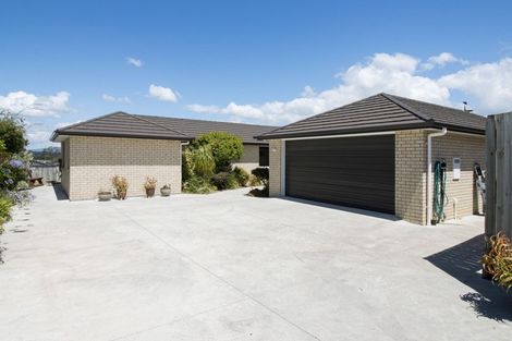 Photo of property in 16 Vantage Place, Omokoroa, 3114