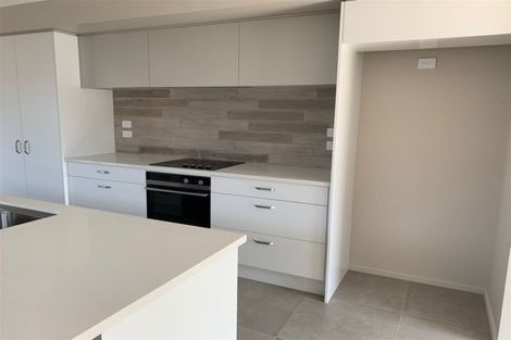 Photo of property in 8 Dida Park Drive, Kumeu, 0810