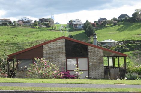 Photo of property in 45 Resolution Road, Welcome Bay, Tauranga, 3112