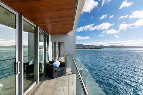 Photo of property in Clyde Quay Wharf, 3b/1 Clyde Quay Wharf, Te Aro, Wellington, 6011