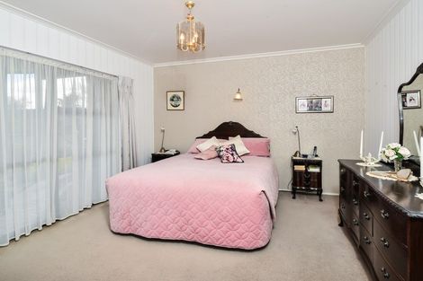 Photo of property in 34 Madill Road, St Andrews, Hamilton, 3200