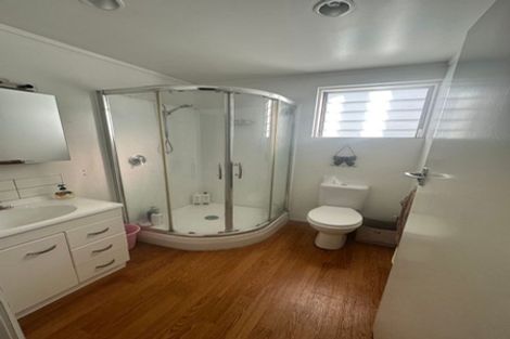 Photo of property in 44a Marine Parade, Mellons Bay, Auckland, 2014