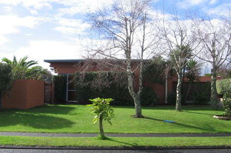 Photo of property in 110 Fisher Parade, Sunnyhills, Auckland, 2010