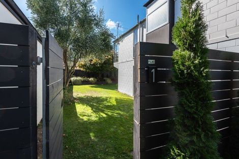 Photo of property in 1/107 Holly Road, St Albans, Christchurch, 8014