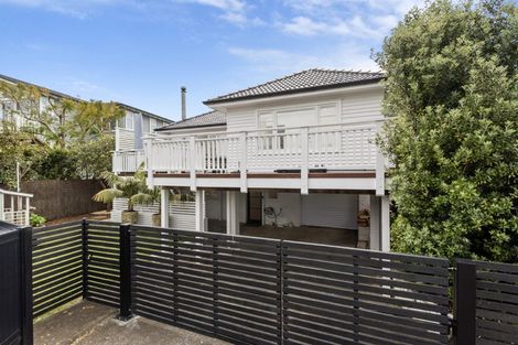 Photo of property in 18 Kitchener Road, Takapuna, Auckland, 0620