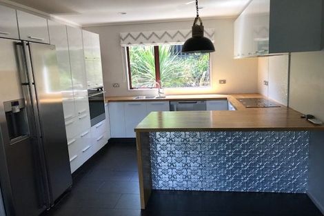 Photo of property in 111 Woodman Drive, Tawa, Wellington, 5028