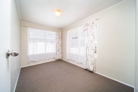 Photo of property in 10 Ben Lora Place, Mangere East, Auckland, 2024