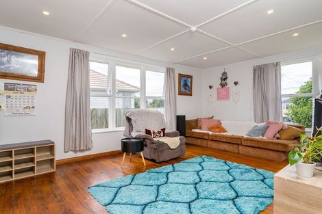 Photo of property in 17 Nairn Street, Mosgiel, 9024