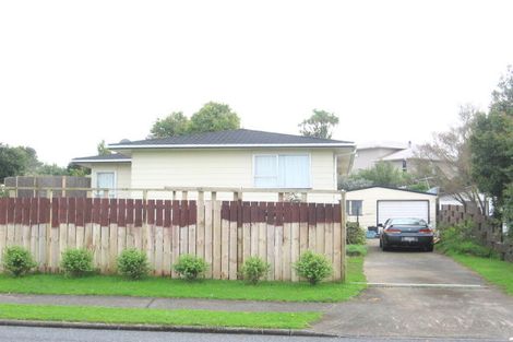 Photo of property in 73 Casuarina Road, Half Moon Bay, Auckland, 2012