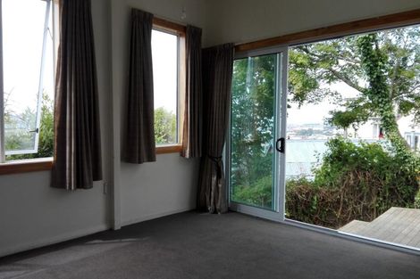 Photo of property in 9 Elm Row, Dunedin Central, Dunedin, 9016