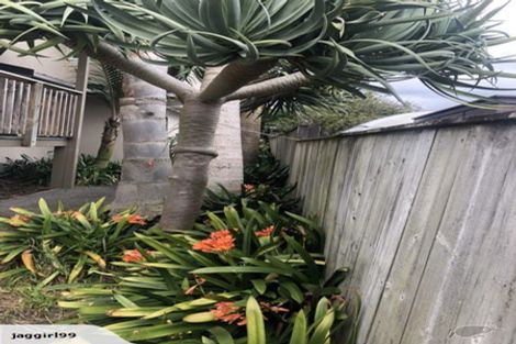 Photo of property in 3/4a Corrella Road, Belmont, Auckland, 0622