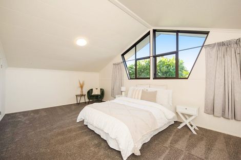 Photo of property in 16 Regal Street, Levin, 5510