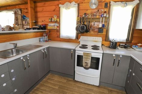 Photo of property in 1 Graham Place, Huntly, 3700