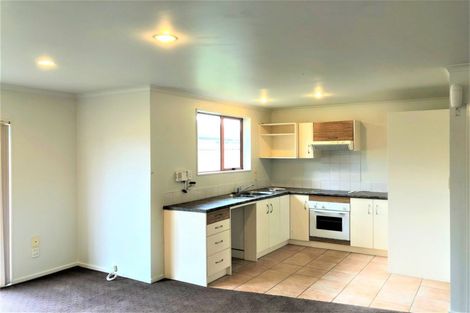 Photo of property in 17 Marblewood Grove, Pukekohe, 2120