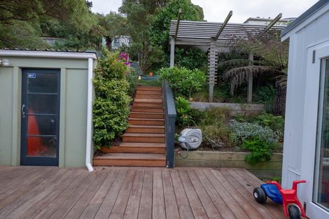 Photo of property in 85 Happy Valley Road, Owhiro Bay, Wellington, 6023