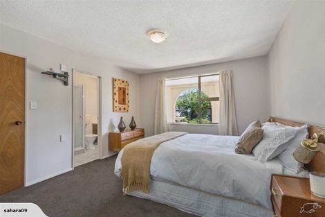 Photo of property in 152 Sawyers Arms Road, Northcote, Christchurch, 8052