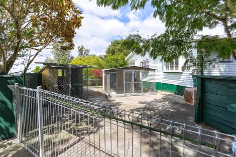 Photo of property in 207 Roberts Avenue, Aramoho, Whanganui, 4584