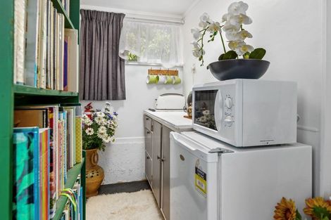 Photo of property in 11 William Benton Street, Featherston, 5710