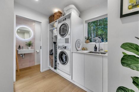 Photo of property in 186c Woodlands Park Road, Titirangi, Auckland, 0604