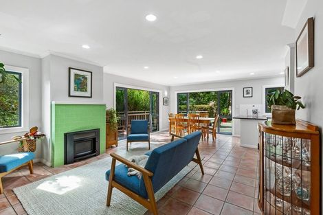 Photo of property in 4a Pounamu Avenue, Greenhithe, Auckland, 0632