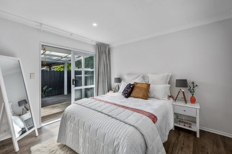 Photo of property in 1/69 Bay Street, Red Beach, 0932