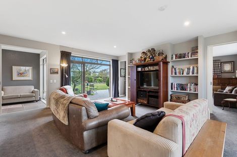 Photo of property in 11 Rossington Drive, West Melton, 7618