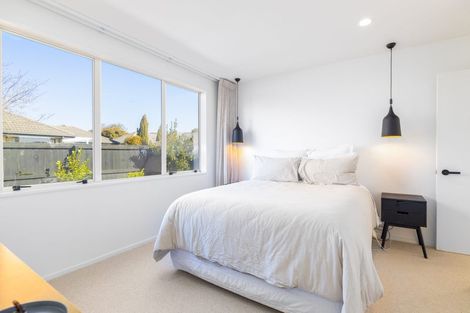 Photo of property in 6 Ronald George Place, Parklands, Christchurch, 8083