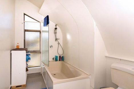 Photo of property in 6 Rinaha Place, Koutu, Rotorua, 3010