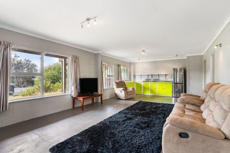Photo of property in 117 Pohutukawa Crescent, Whangamata, 3620