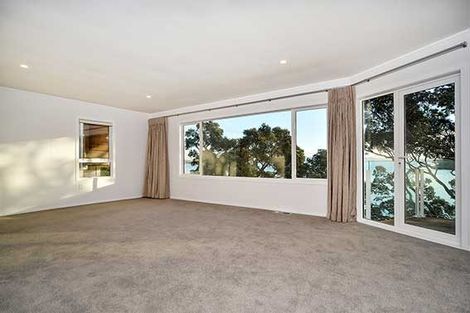 Photo of property in 74 Queen Street, Northcote Point, Auckland, 0627