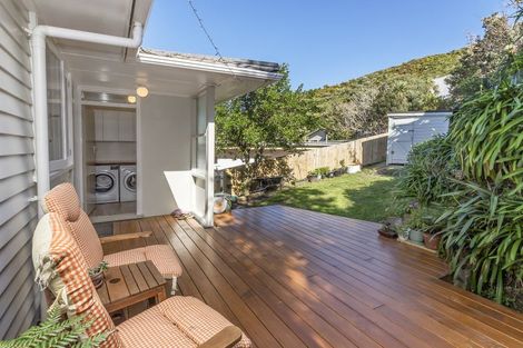 Photo of property in 121 Happy Valley Road, Owhiro Bay, Wellington, 6023