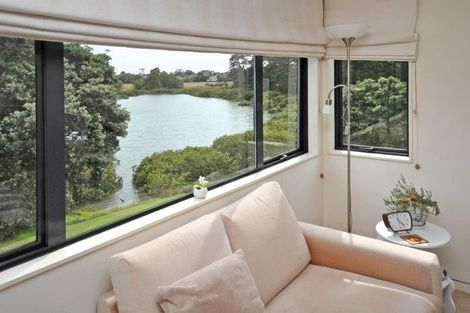 Photo of property in 27c Challinor Street, Pakuranga, Auckland, 2010