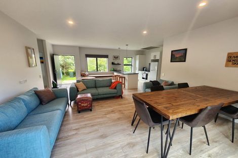 Photo of property in 28 Ihaka Hakuene Street, Manakau, Levin, 5573