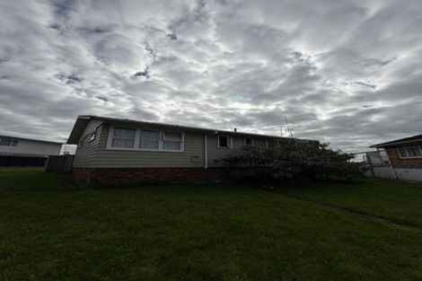 Photo of property in 281 Pakuranga Road, Pakuranga Heights, Auckland, 2010