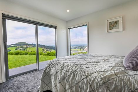 Photo of property in 254 Puketapu Road, Taradale, Napier, 4183