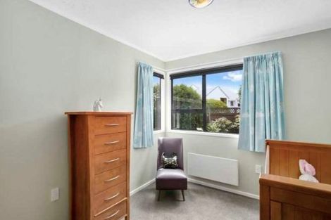 Photo of property in 19 Halladale Road, Papakowhai, Porirua, 5024