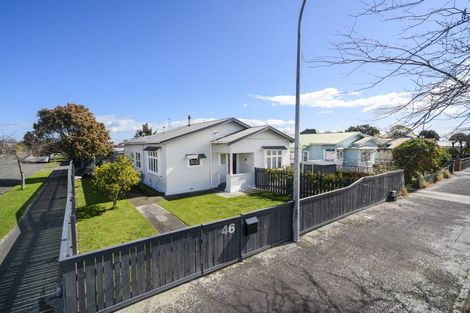 Photo of property in 46 Kingswood Street, Takaro, Palmerston North, 4412