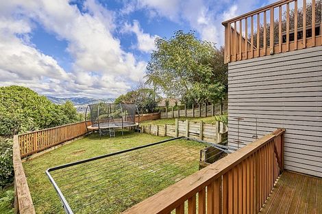 Photo of property in 15 Swain Grove, Riverstone Terraces, Upper Hutt, 5018