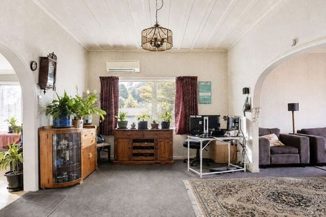 Photo of property in 155 Hakanoa Street, Huntly, 3700