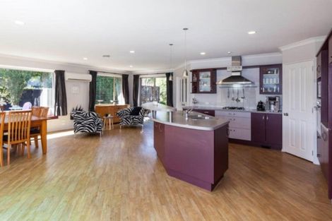 Photo of property in 37 Hussey Road, Harewood, Christchurch, 8051