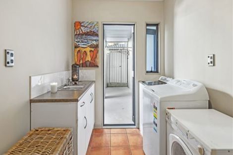 Photo of property in 31 Aurora Avenue, Welcome Bay, Tauranga, 3112