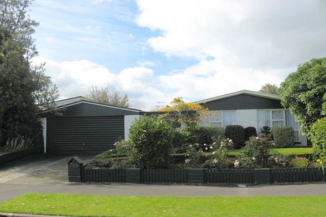 Photo of property in 29 Guinness Crescent, Ilam, Christchurch, 8041