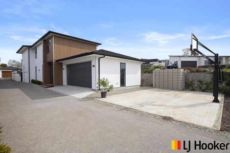 Photo of property in 18 Mareretu Avenue, Patumahoe, Pukekohe, 2679