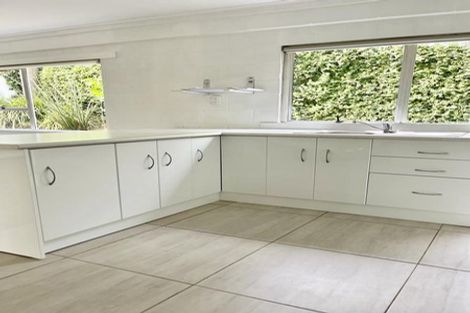 Photo of property in 1/12 Rugby Road, Birkenhead, Auckland, 0626